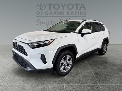 2025 Toyota RAV4 Hybrid XLE