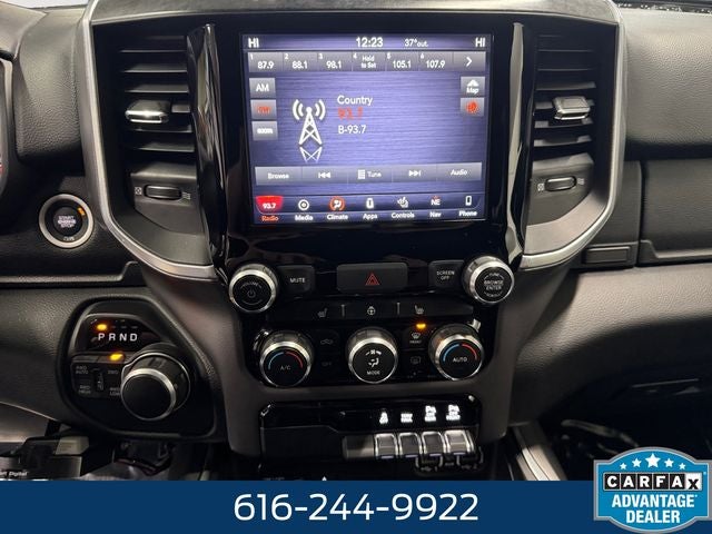 2019 RAM 1500 Big Horn/Lone Star 5.7 Liter V8 Hemi Crew Cab 4WD