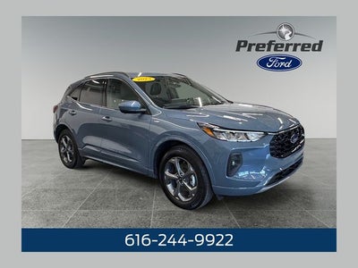 2023 Ford Escape Hybrid ST-Line Select 2.5 Liter AWD