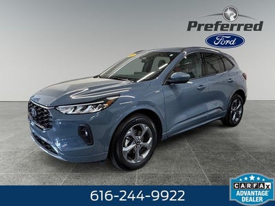 2023 Ford Escape Hybrid ST-Line Select 2.5 Liter AWD