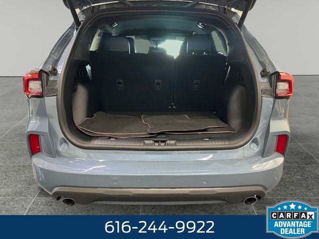 2023 Ford Escape Hybrid ST-Line Select 2.5 Liter AWD