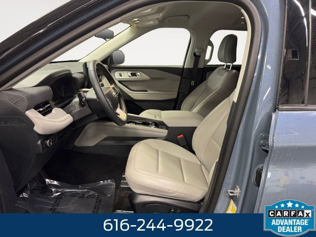 2026 Ford Explorer Active 2.3 Liter EcoBoost 4WD
