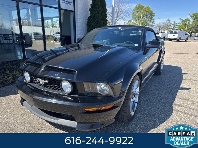 2007 Ford Mustang GT Premium 4.6 Liter V8 2D Convertible Manual Transmission
