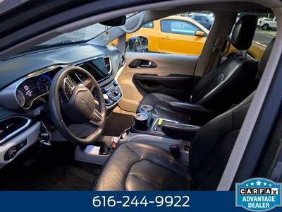 2022 Chrysler Pacifica Touring L 3.6 Liter V6 7 Passenger 3rd Row Seating