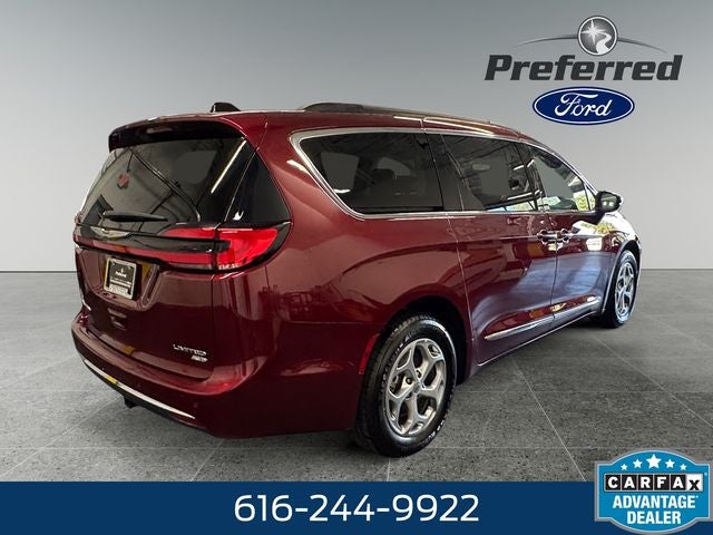 2023 Chrysler Pacifica Limited 3.6 Liter V6 7 Passenger 3rd Row Seating AWD