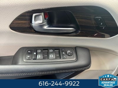 2023 Chrysler Pacifica Limited 3.6 Liter V6 7 Passenger 3rd Row Seating AWD