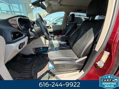 2023 Chrysler Pacifica Limited 3.6 Liter V6 7 Passenger 3rd Row Seating AWD