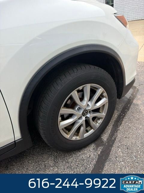 2017 Nissan Rogue SV 2.5 Liter AWD