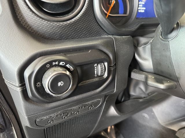 2025 Jeep Wrangler 2-Door Rubicon 4x4