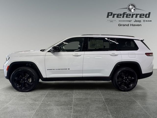 2023 Jeep Grand Cherokee L Altitude 3.6 Liter V6 4WD