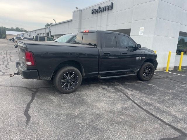 2017 RAM 1500 Sport 5.7 Liter V8 Hemi Crew Cab 4WD