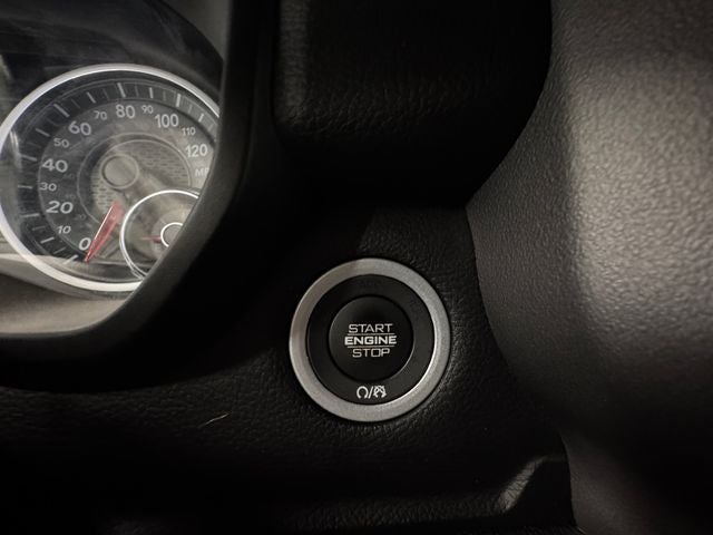 2021 RAM 1500 Big Horn Crew Cab 4x4 5'7' Box