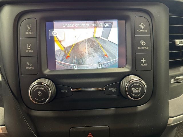 2022 RAM 1500 Big Horn Crew Cab 4x4 5'7' Box