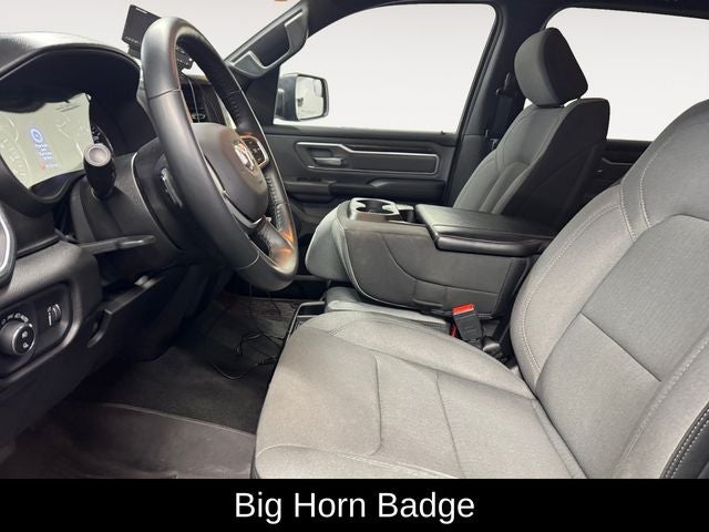2022 RAM 1500 Big Horn Crew Cab 4x4 5'7' Box