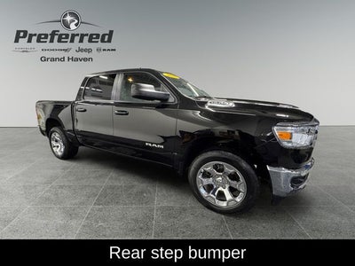 2022 RAM 1500 Big Horn Crew Cab 4x4 5'7' Box