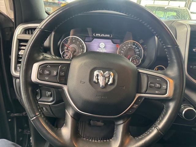 2022 RAM 1500 Big Horn Crew Cab 4x4 5'7' Box