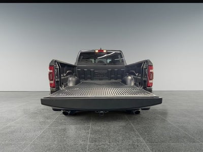 2022 RAM 1500 Laramie 5.7 Liter V8 Hemi Crew Cab 4WD
