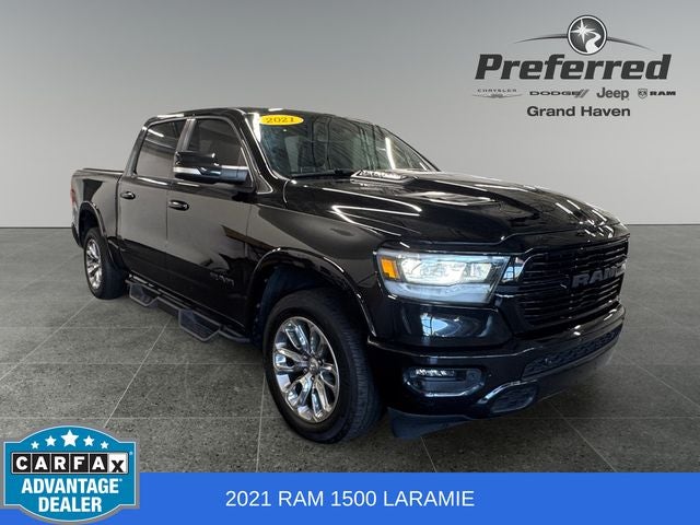 2021 RAM 1500 Laramie Crew Cab 4x4 5'7' Box