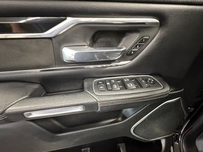2021 RAM 1500 Laramie Crew Cab 4x4 5'7' Box