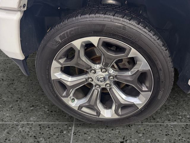 2019 RAM 1500 Limited Crew Cab 4x4 6'4' Box