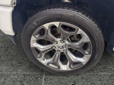 2019 RAM 1500 Limited Crew Cab 4x4 6'4' Box