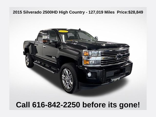 2015 Chevrolet Silverado 2500HD High Country 6.0 Liter V8 Crew Cab 4WD