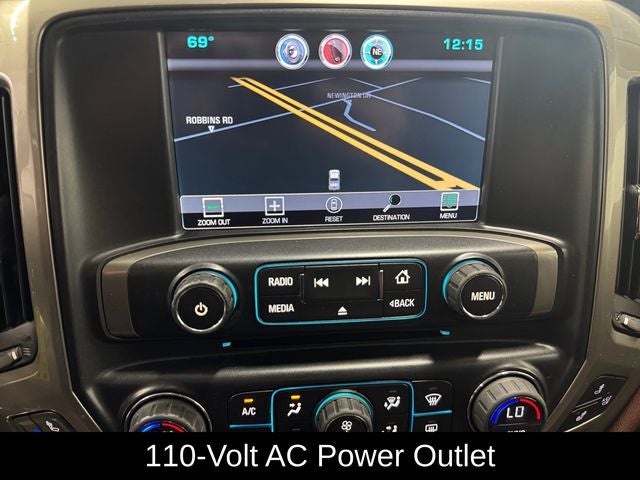 2015 Chevrolet Silverado 2500HD High Country 6.0 Liter V8 Crew Cab 4WD