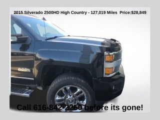 2015 Chevrolet Silverado 2500HD High Country 6.0 Liter V8 Crew Cab 4WD