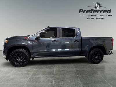 2020 Chevrolet Silverado 1500 4WD Crew Cab Short Bed LT