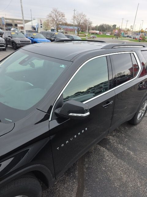 2022 Chevrolet Traverse LT 1LT 3.6 Liter V6 AWD 3rd Row Seating