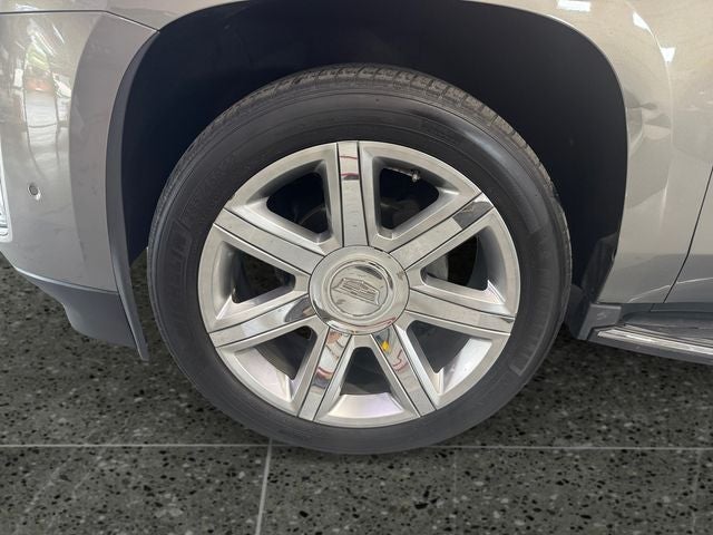 2018 Cadillac Escalade Luxury 6.2 Liter V8 4WD