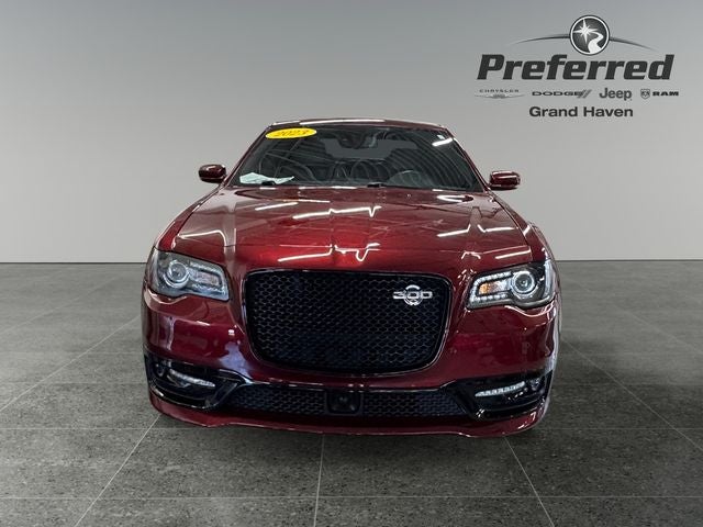 2023 Chrysler 300 C 6.4 Liter V8 Hemi SRT AWD