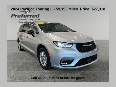 2024 Chrysler Pacifica Touring L