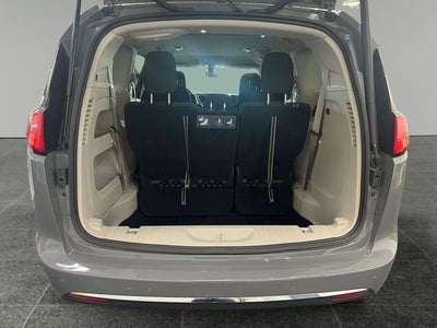 2020 Chrysler Pacifica Touring