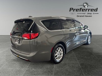 2020 Chrysler Pacifica Touring