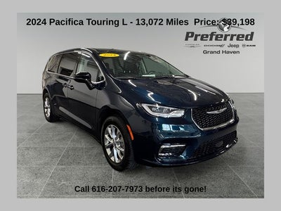 2024 Chrysler Pacifica Touring L AWD
