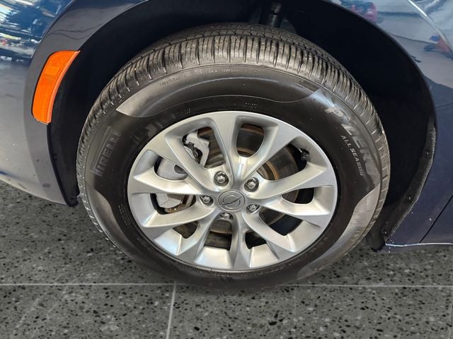 2024 Chrysler Pacifica Touring L AWD