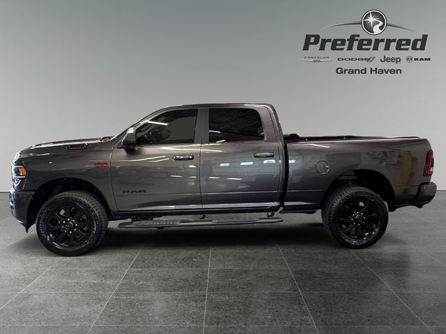 2021 RAM 3500 Big Horn Crew Cab 4x4 6'4' Box