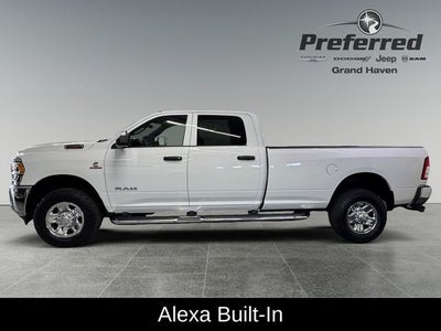 2022 RAM 2500 Tradesman Crew Cab 4x4 8' Box