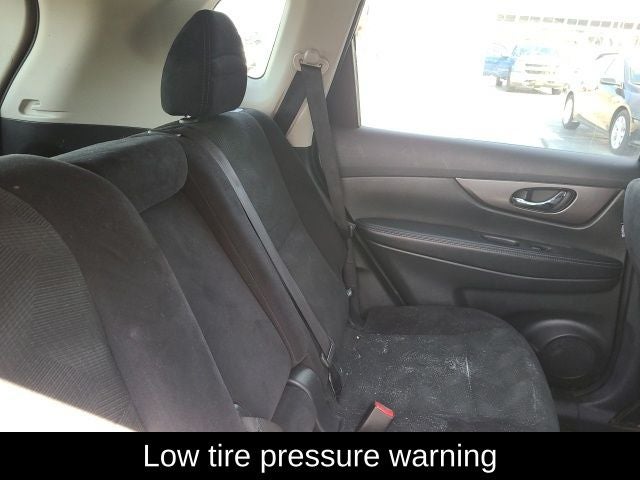 2016 Nissan Rogue SV 2.5 Liter FWD