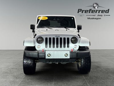 2016 Jeep Wrangler Unlimited Sahara