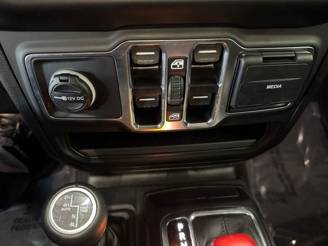 2021 Jeep Wrangler Unlimited Unlimited Sahara Altitude 2.0 Liter 4D Automatic 4WD