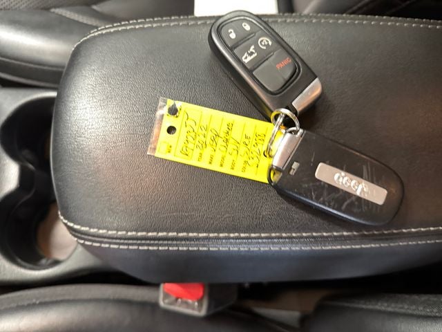 2022 Jeep Cherokee Latitude Lux 3.2 Liter V6 4WD