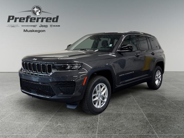 2025 Jeep Grand Cherokee Laredo X 4x4