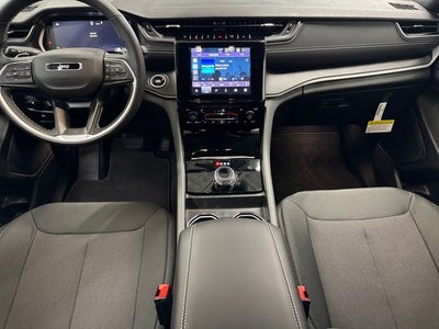 2025 Jeep Grand Cherokee Laredo X 4x4