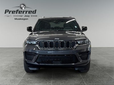 2025 Jeep Grand Cherokee Laredo X 4x4