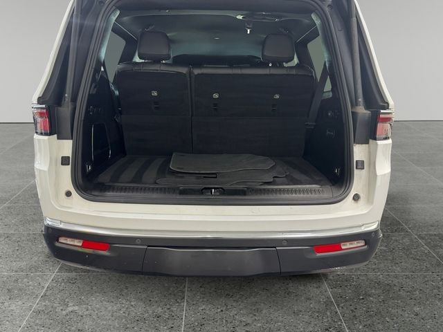 2022 Jeep Wagoneer Series III 4x4