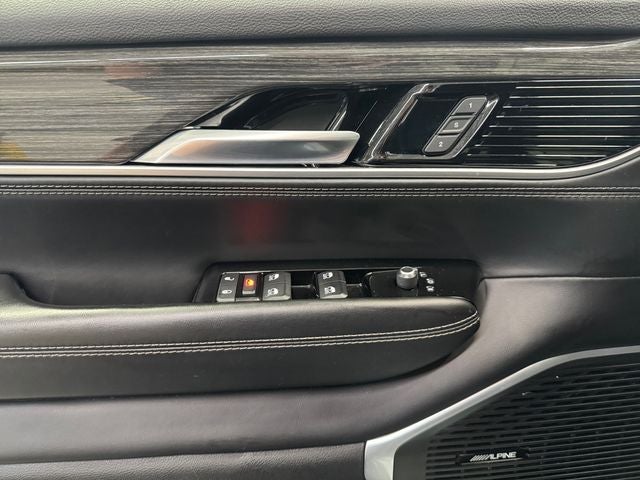 2022 Jeep Wagoneer Series III 4x4