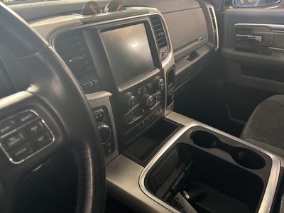 2017 RAM 1500 Big Horn Crew Cab 4x4 5'7' Box