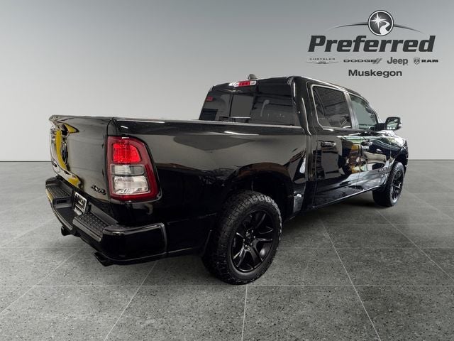 2020 RAM 1500 Big Horn Crew Cab 4x4 5'7' Box